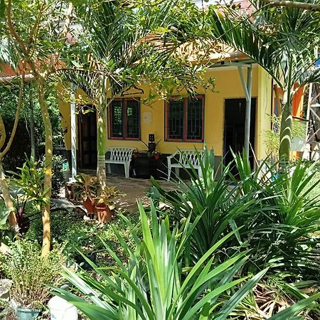 Bohol Triple M Tourist Inn Тагбиларан Сити Екстериор снимка